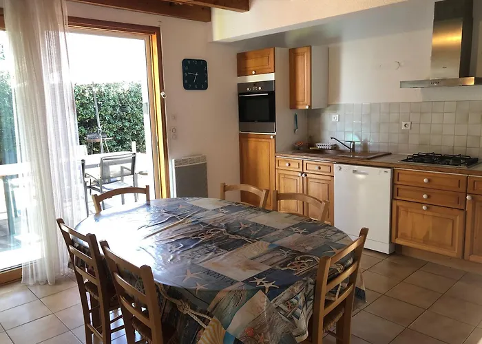 Hébergement de vacances Maison En Bord De Et Lisière De Forêt *